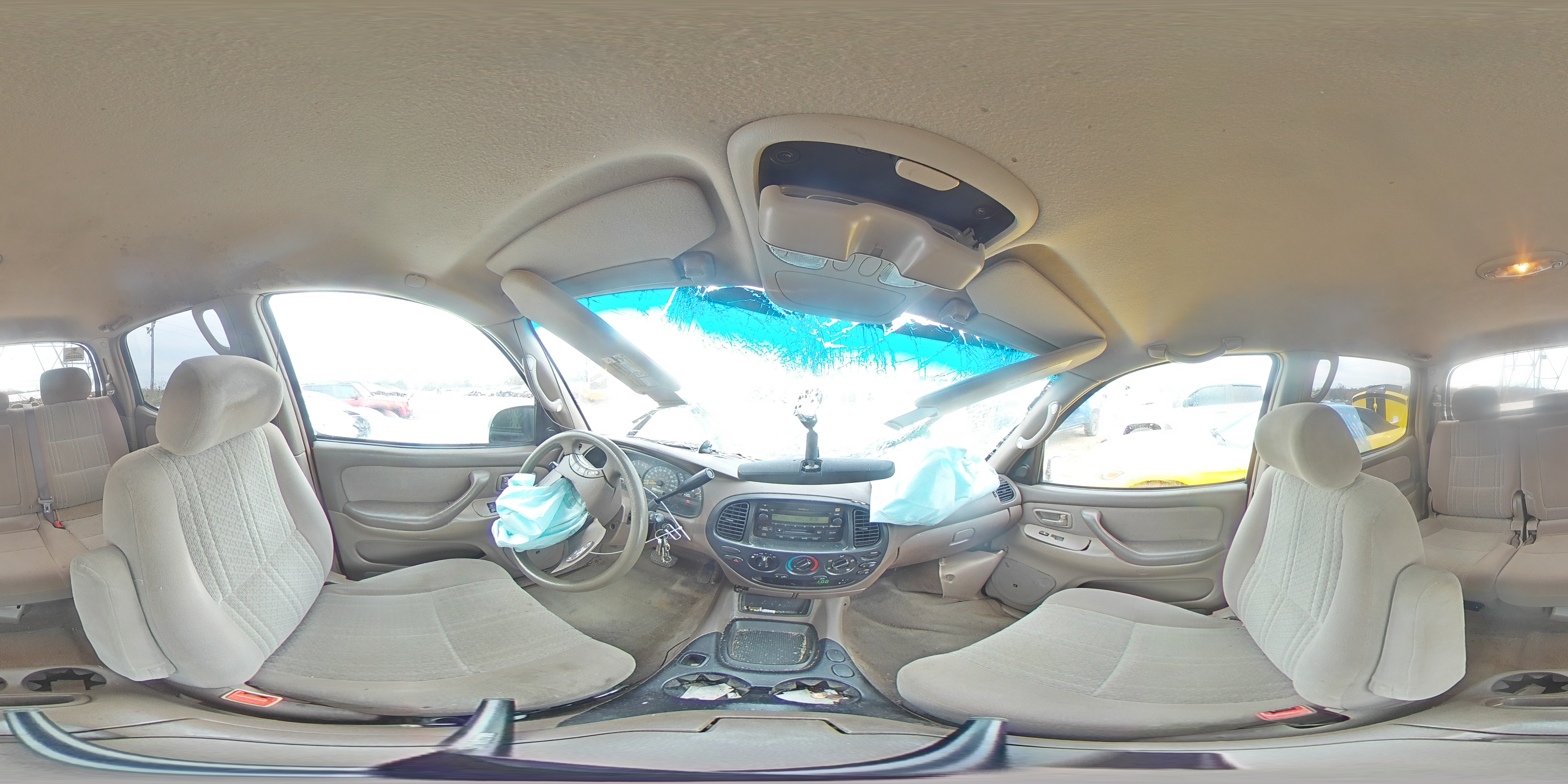 2004 Toyota Tundra - Image 12