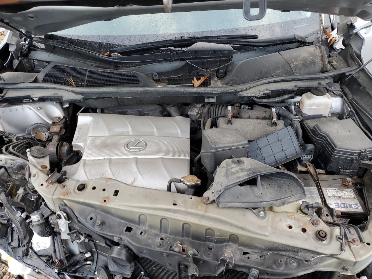2010 Lexus RX - Image 13