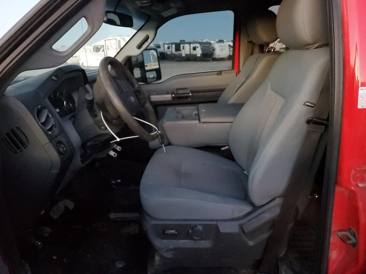 2015 Ford F350 - Image 7