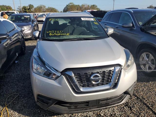  NISSAN KICKS 2020 Silver