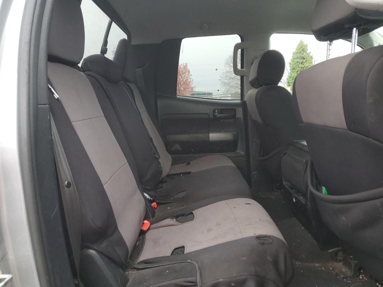 2011 Toyota Tundra - Image 10