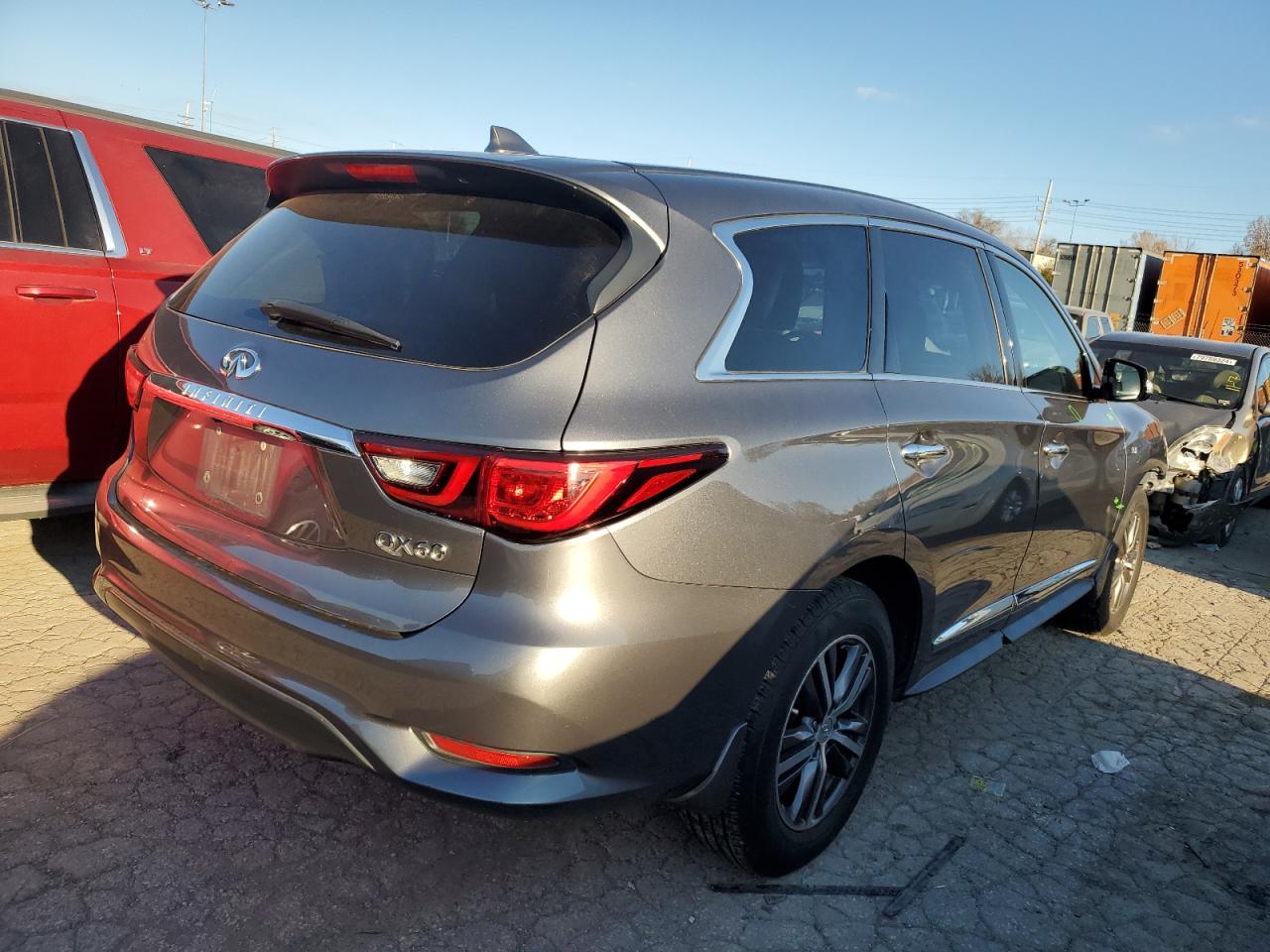 2018 Infiniti QX60 - Image 3