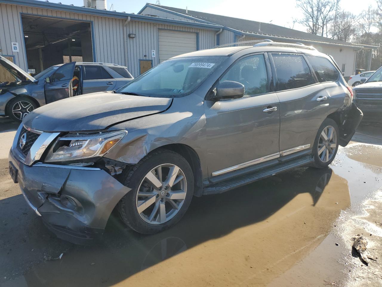 2016 Nissan Pathfinder - Image 1
