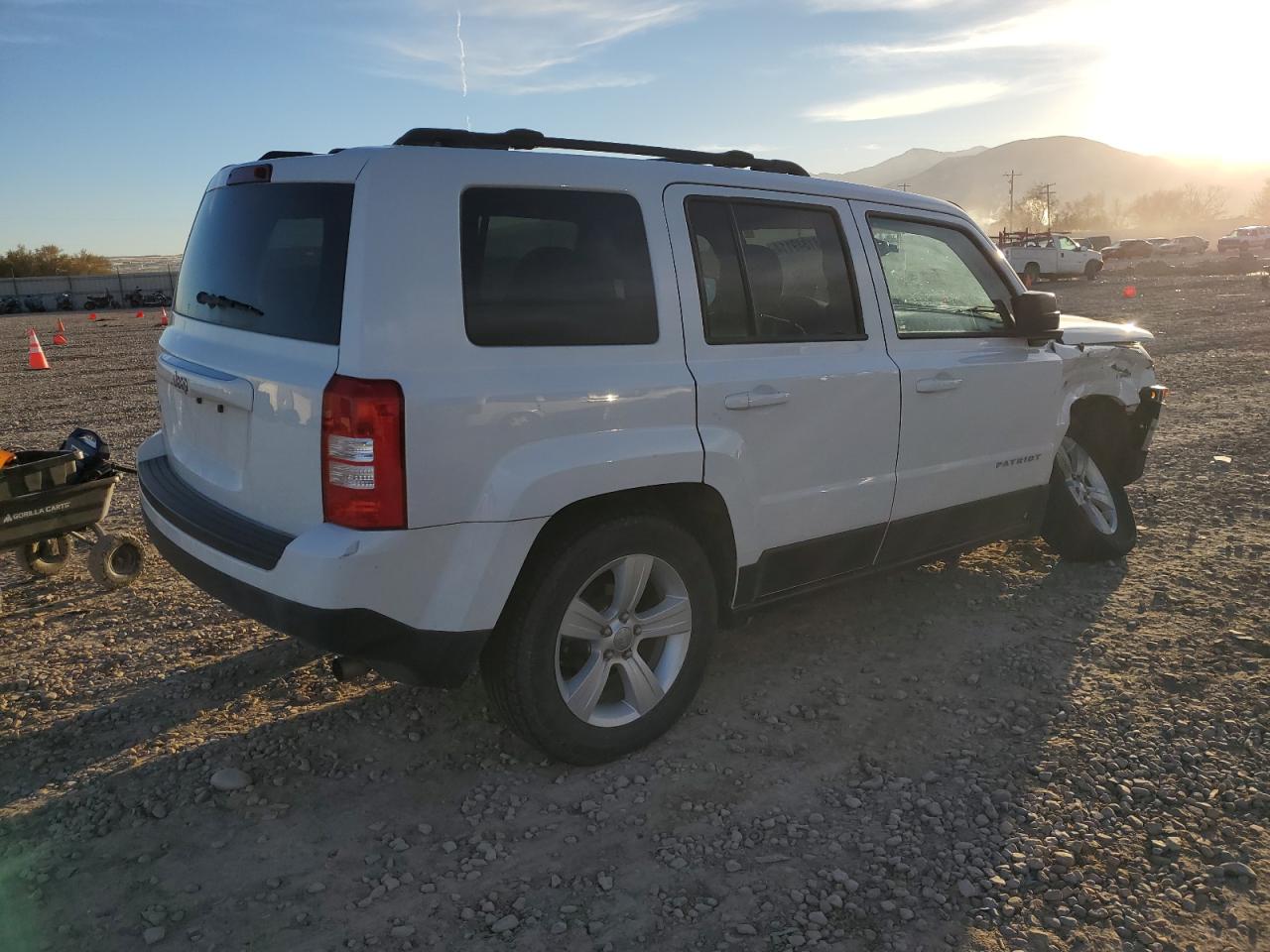 2016 Jeep Liberty (Patriot) - Image 3