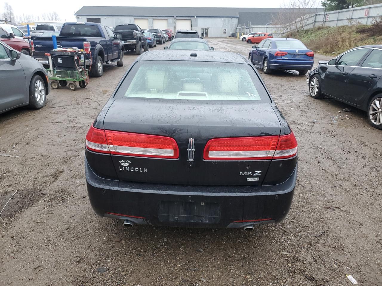 2011 Lincoln MKZ - Image 6