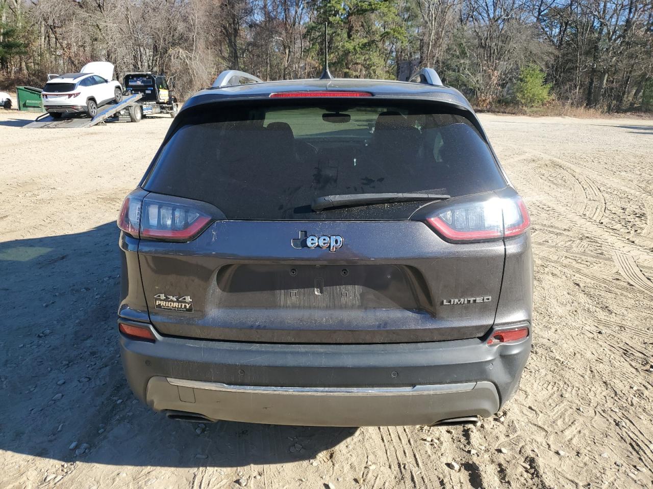 2019 Jeep Grand Cherokee - Image 6