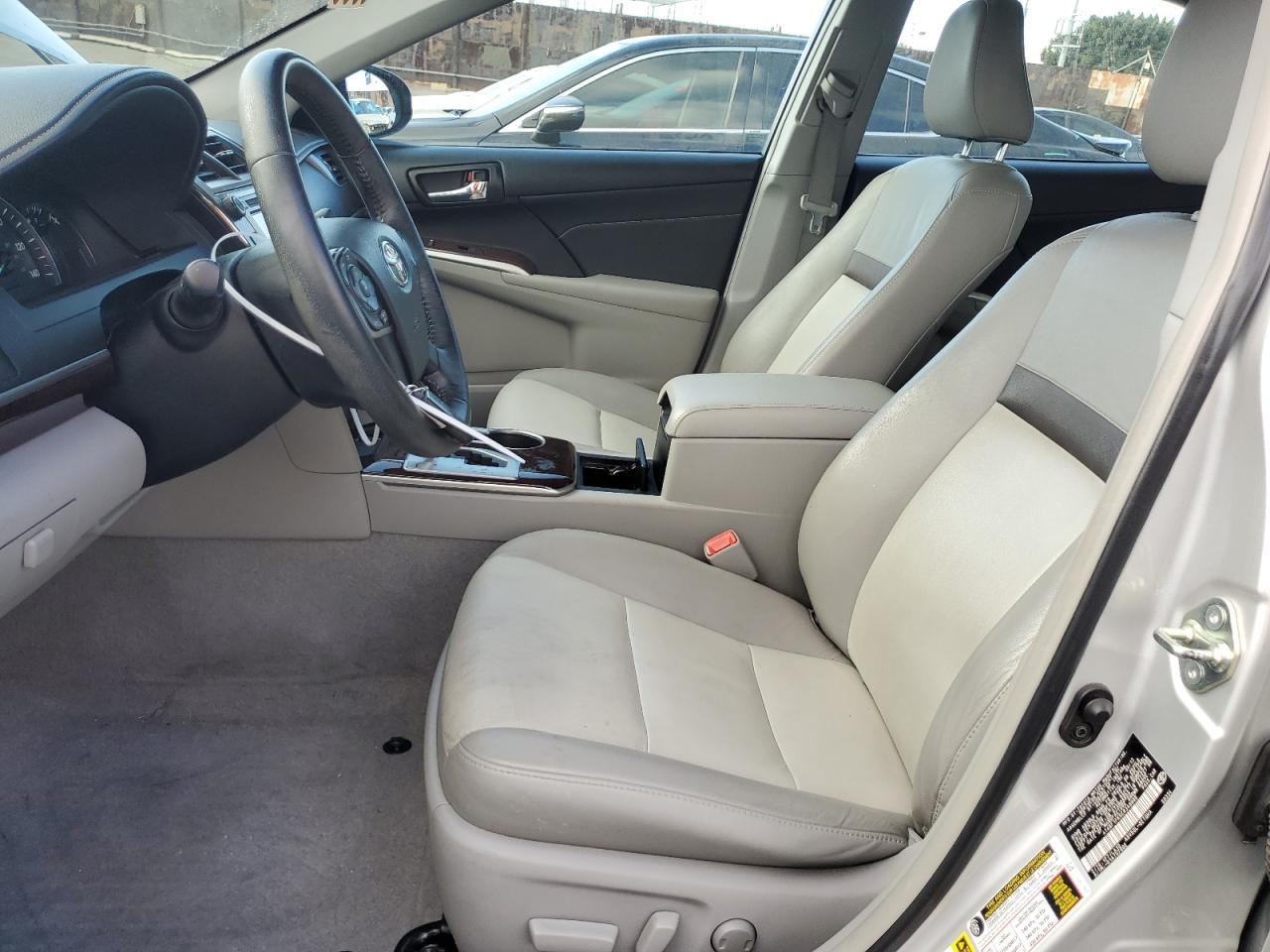 2014 Toyota Camry - Image 7