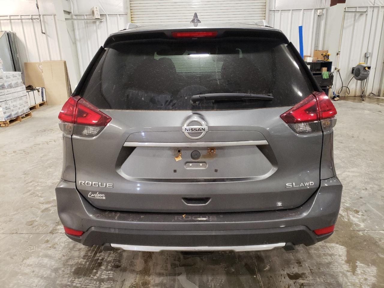 2017 Nissan Rogue - Image 6