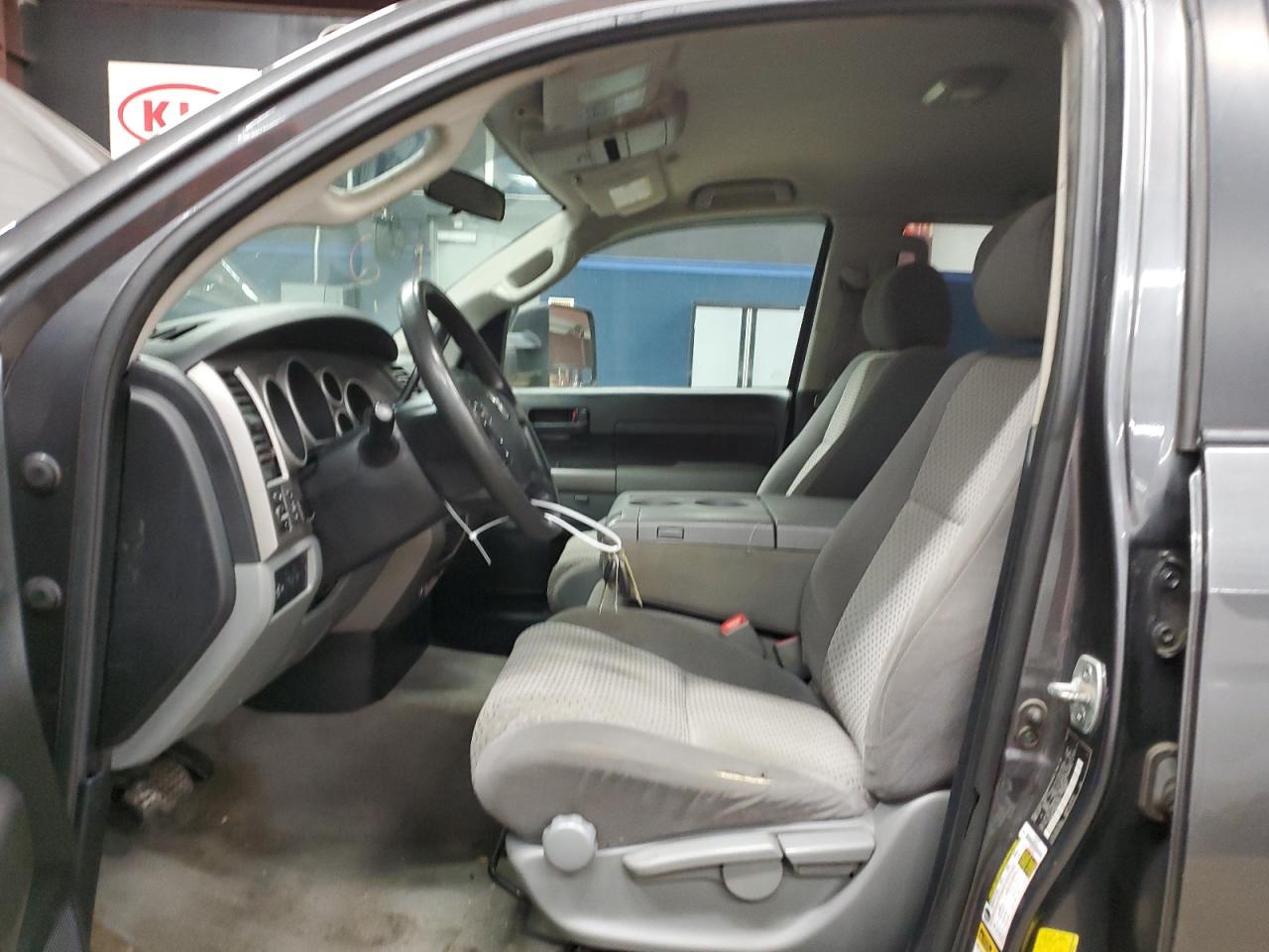 2011 Toyota Tundra - Image 7