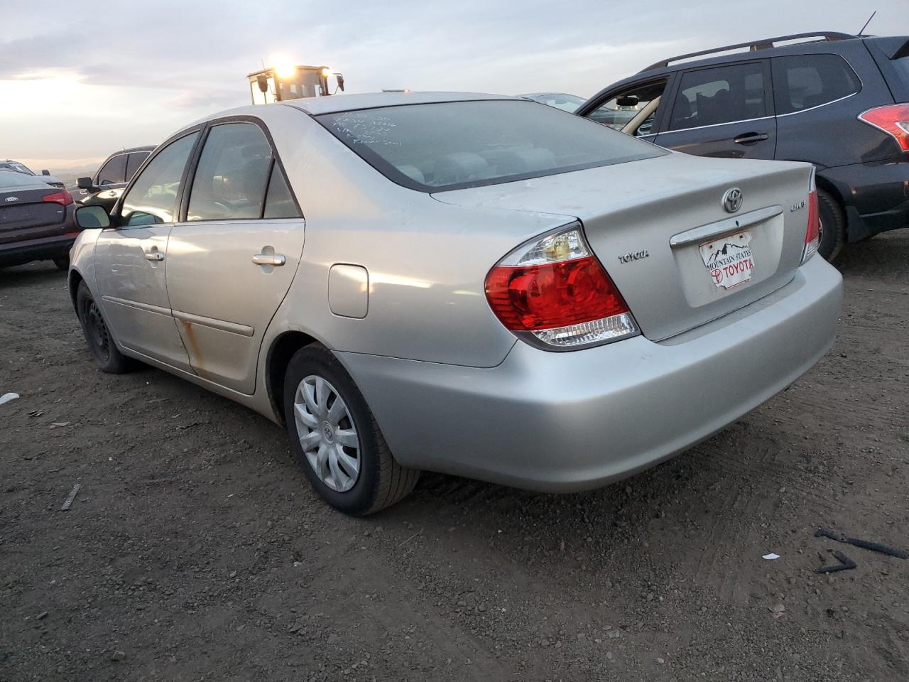 2006 Toyota Camry - Image 2