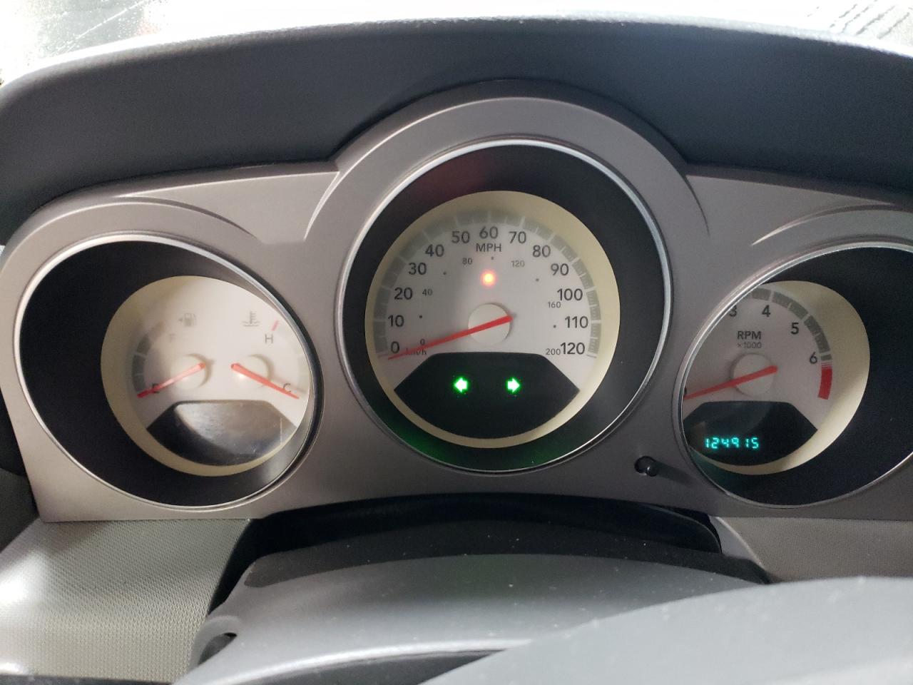 2008 Dodge Avenger R/T VIN: 1B3LC76M98N688670 Lot: 81791234