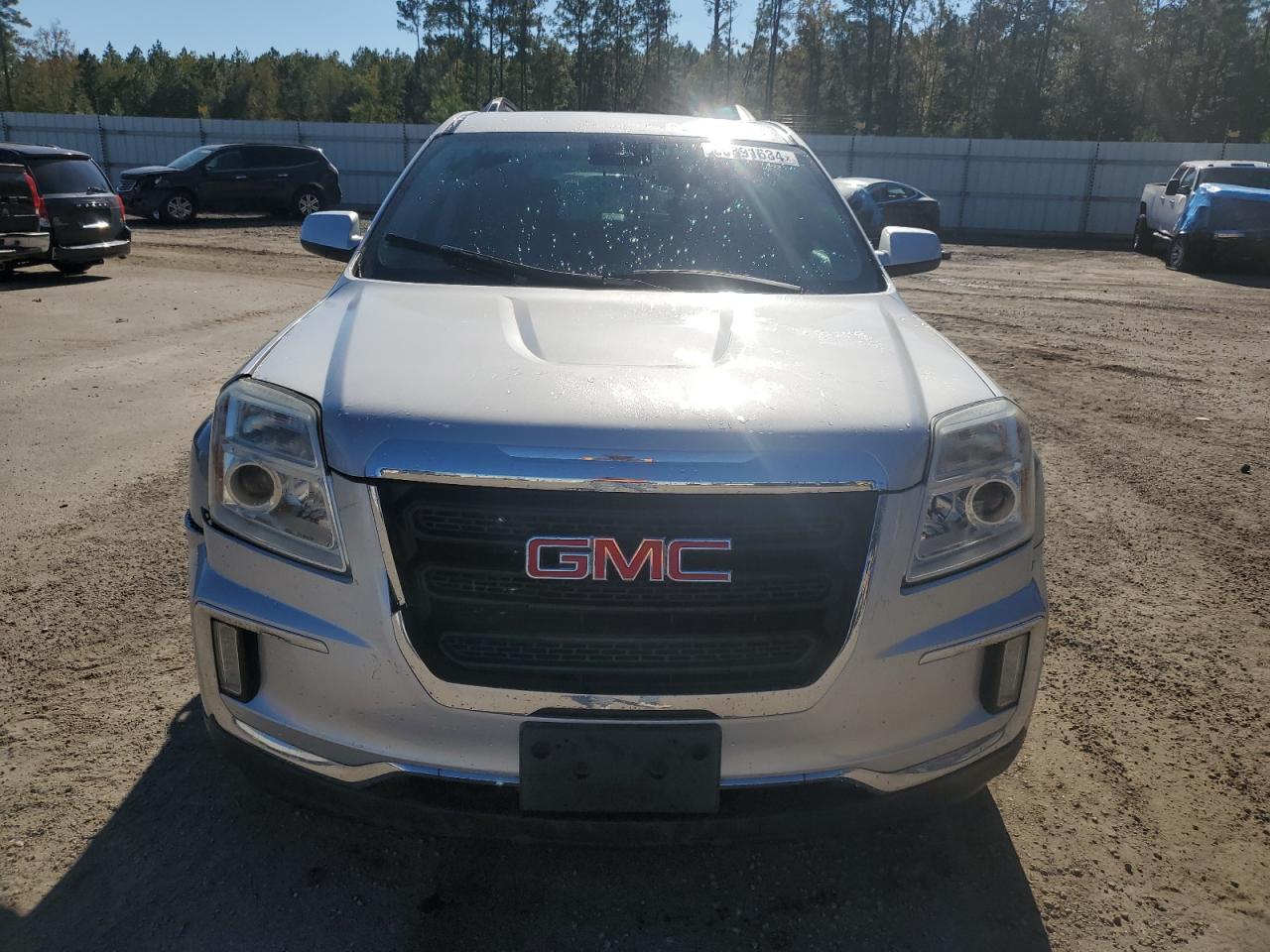 2017 GMC Terrain - Image 5