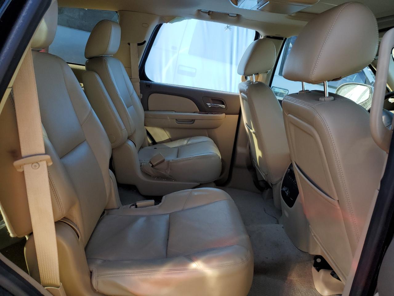 2013 Chevrolet Tahoe - Image 11