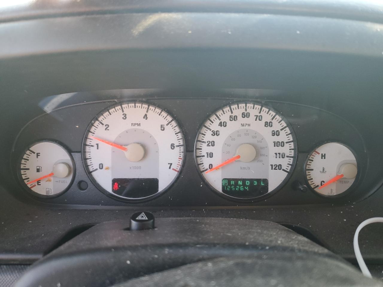 2006 Dodge Stratus - Image 9