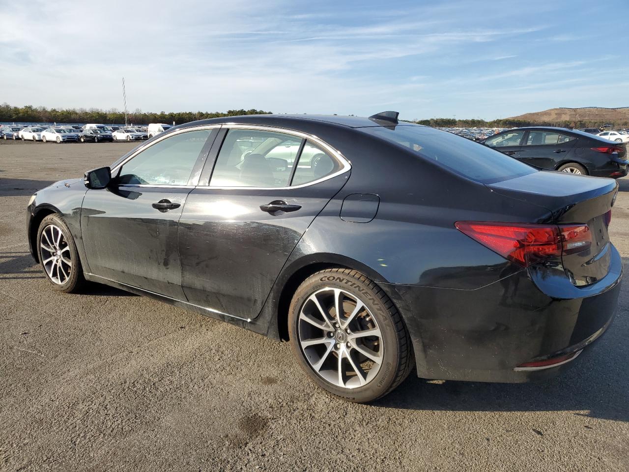 VIN 19UUB2F56FA002074 2015 ACURA TLX no.2