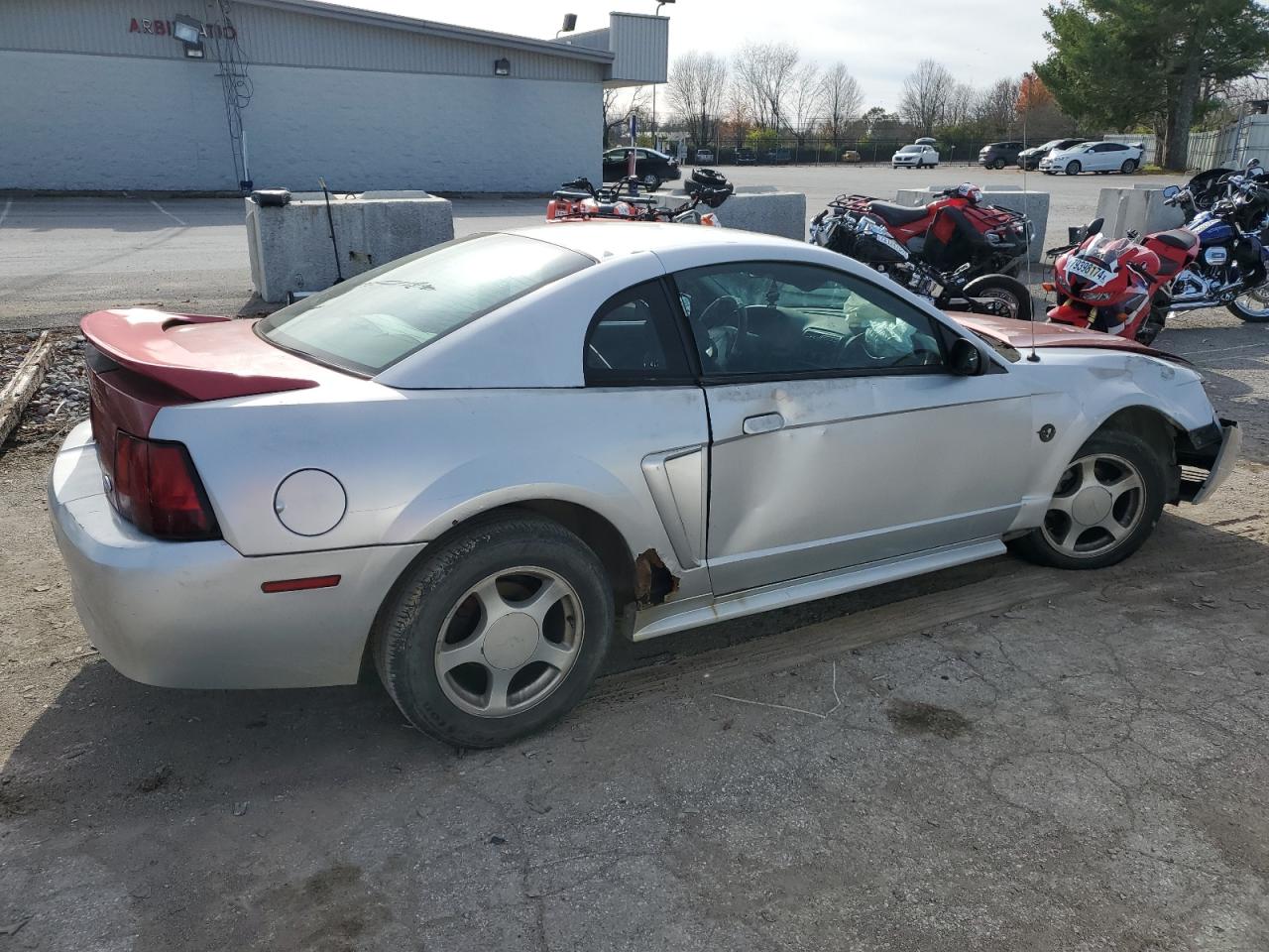 2004 Ford Mustang - Image 3