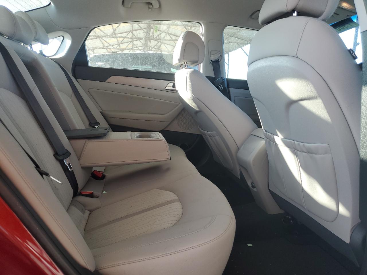 2016 Hyundai Sonata - Image 10