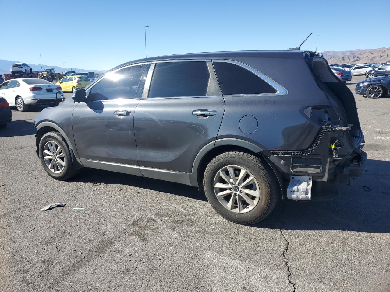 2019 Kia Sorento - Image 2