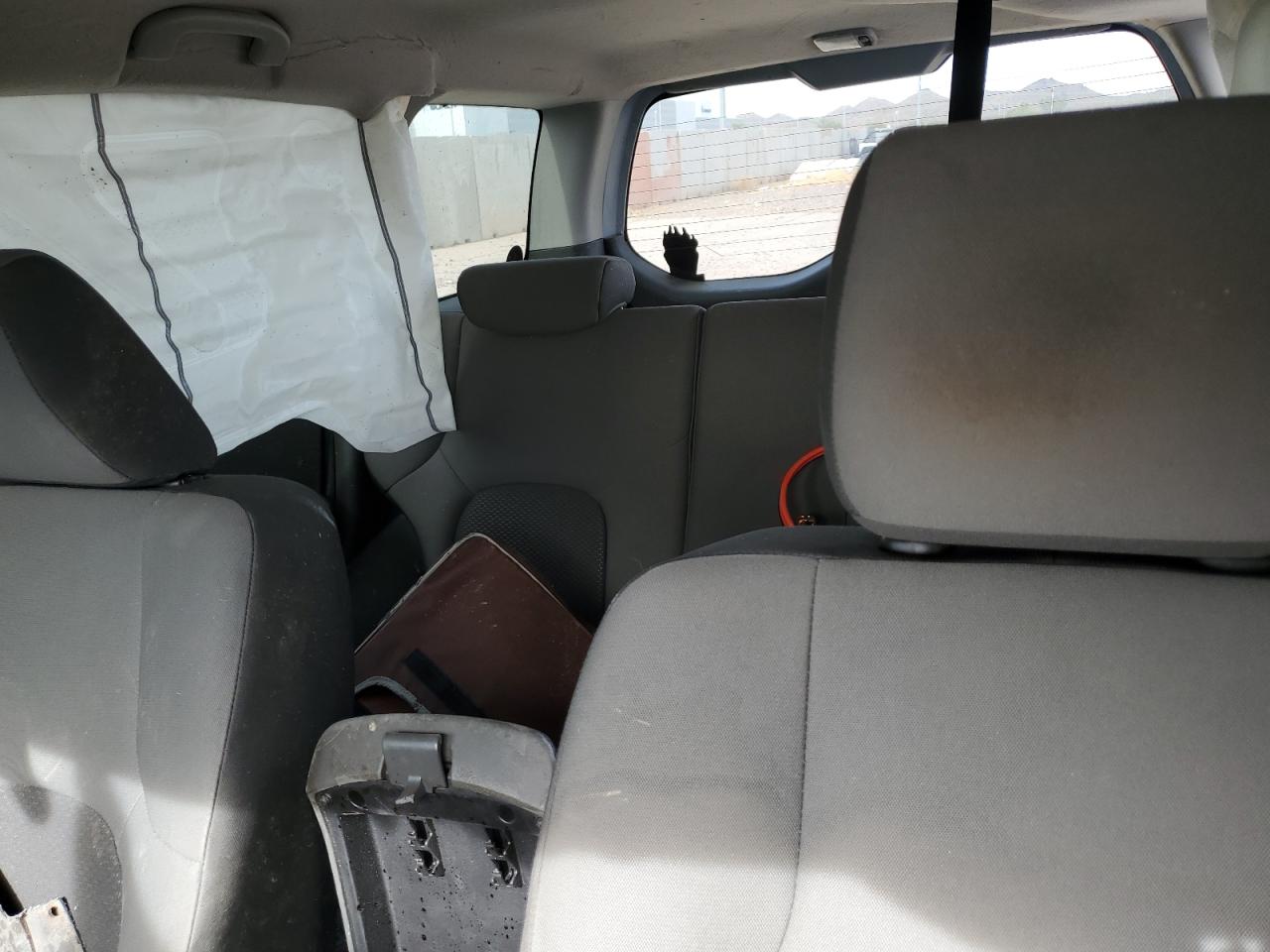 2011 Nissan XTerra - Image 10