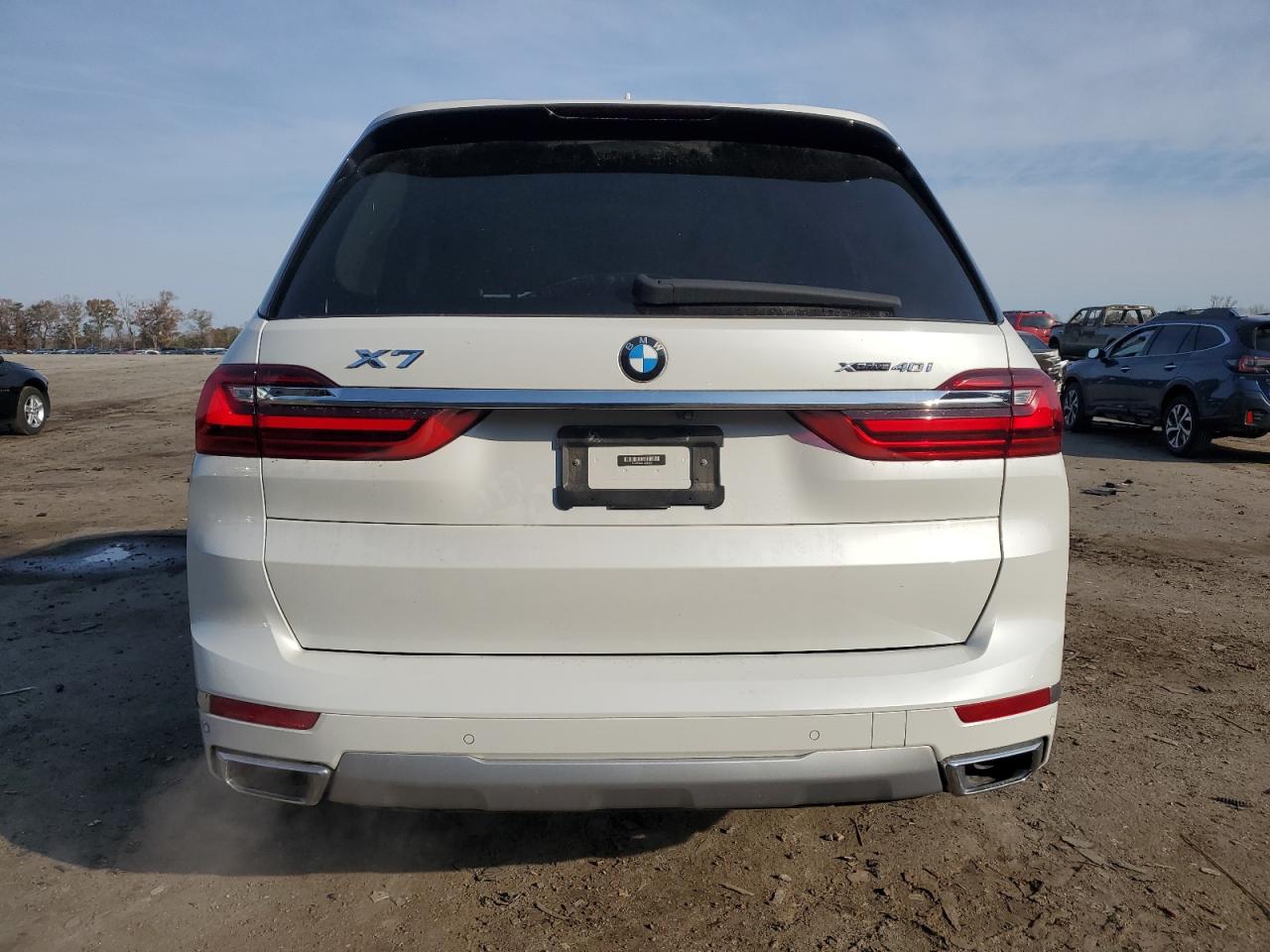 2020 BMW X7 - Image 6