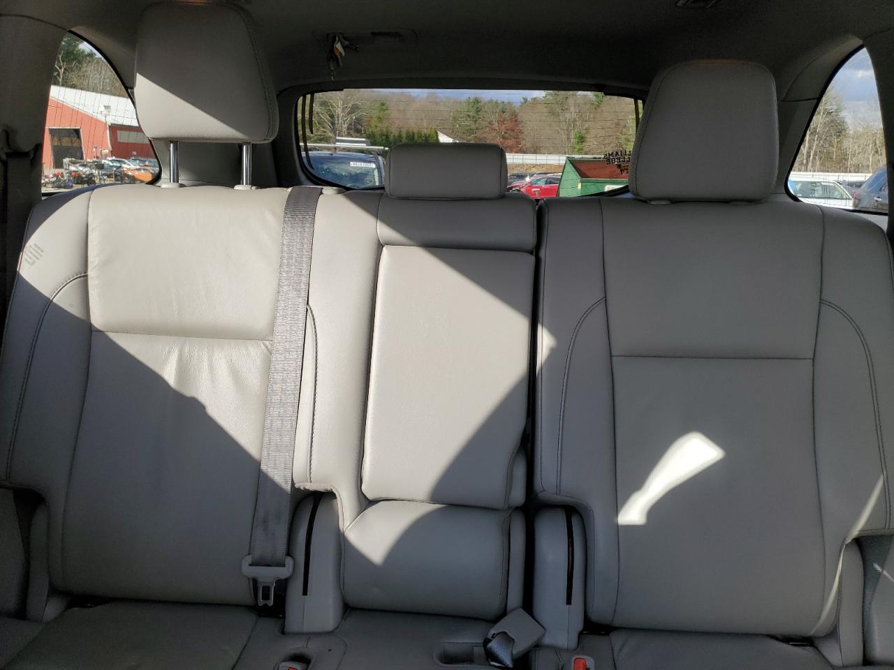 2019 Toyota Highlander - Image 10