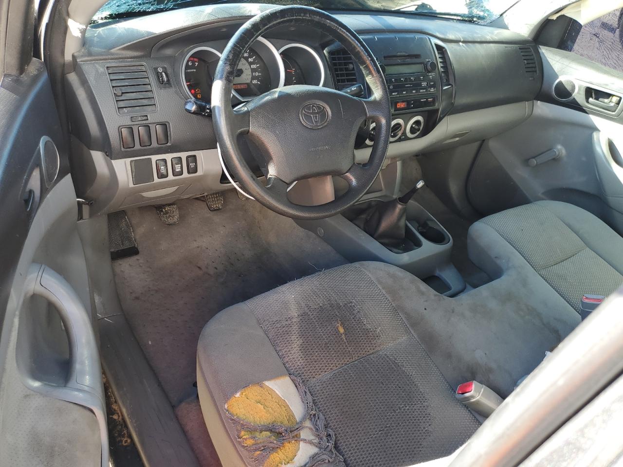 2010 Toyota Tacoma - Image 8