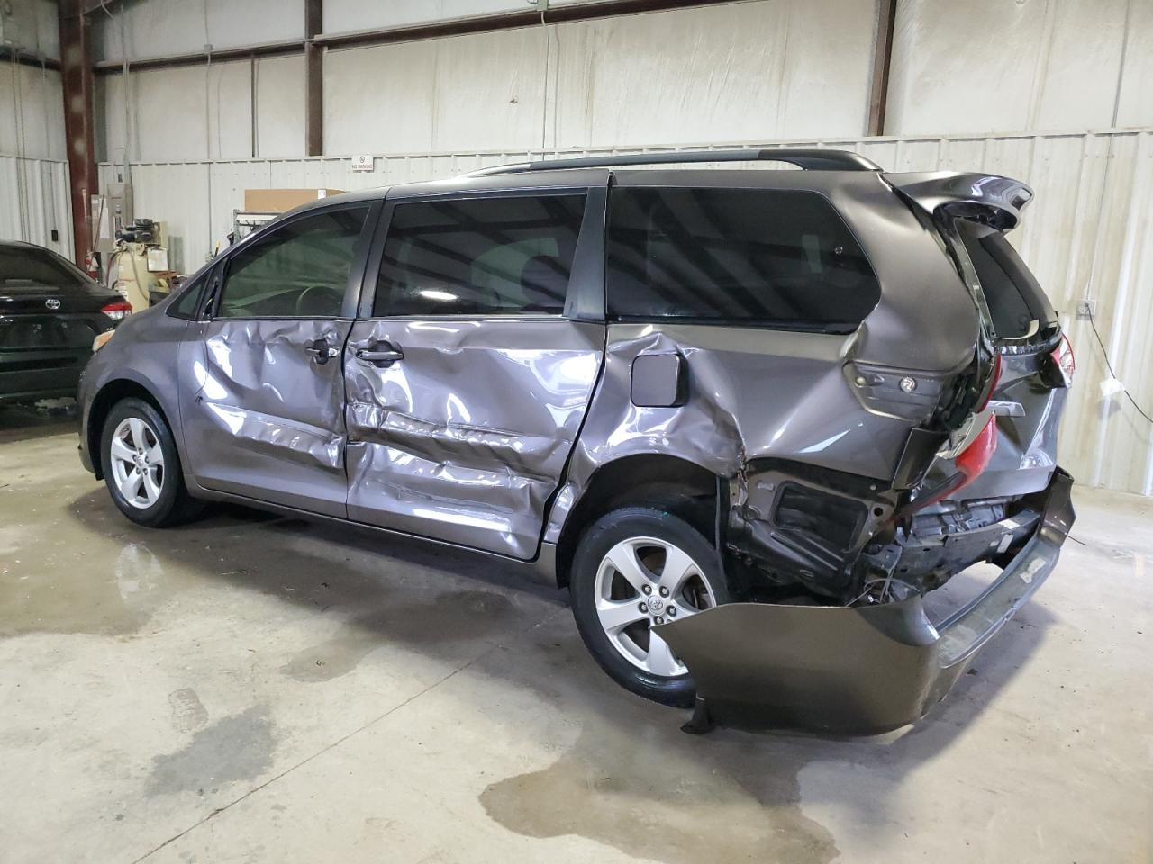 2014 Toyota Sienna Le VIN: 5TDKK3DC6ES472460 Lot: 77339934