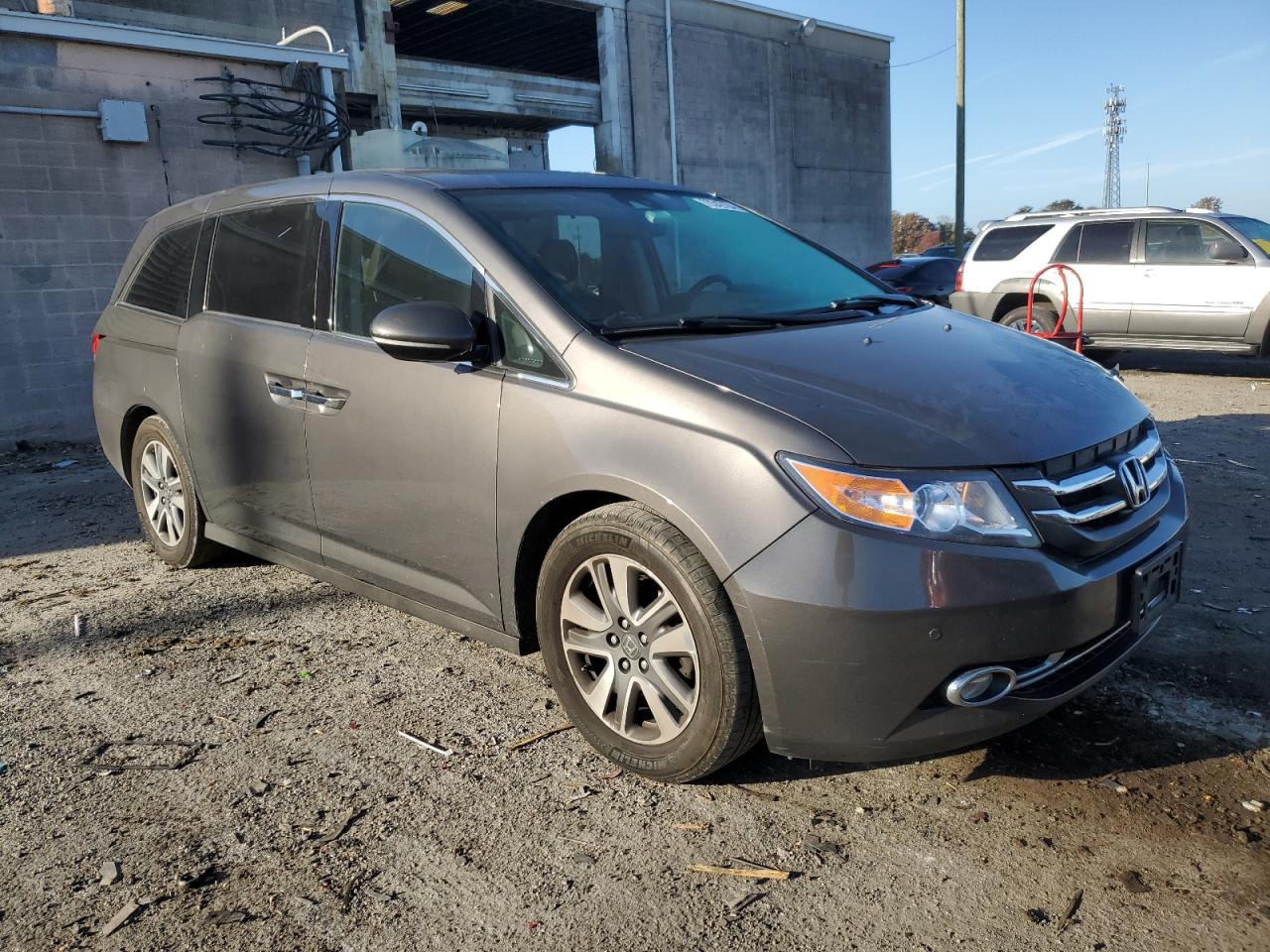 2016 Honda Odyssey - Image 4