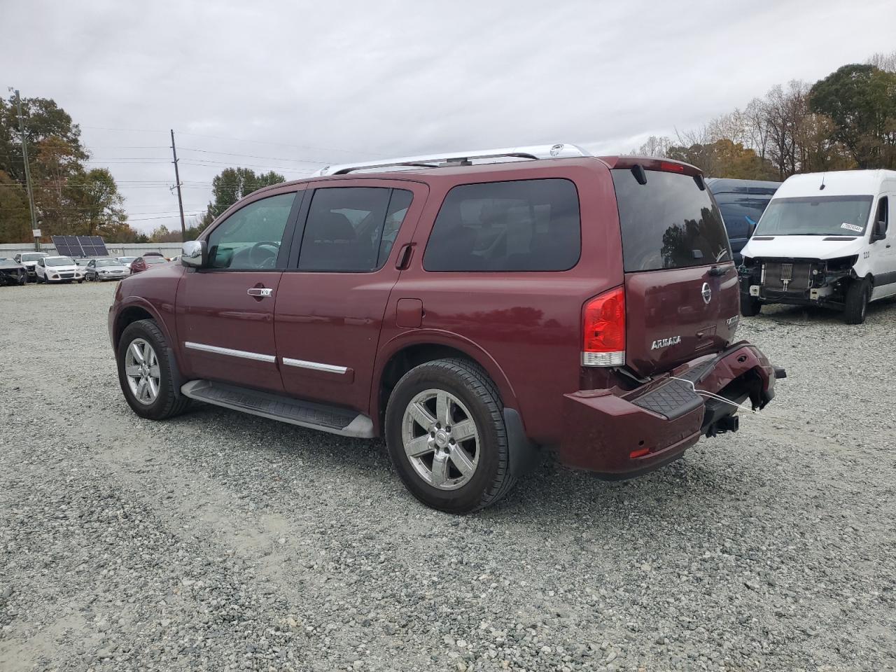 2010 Nissan Armada - Image 2