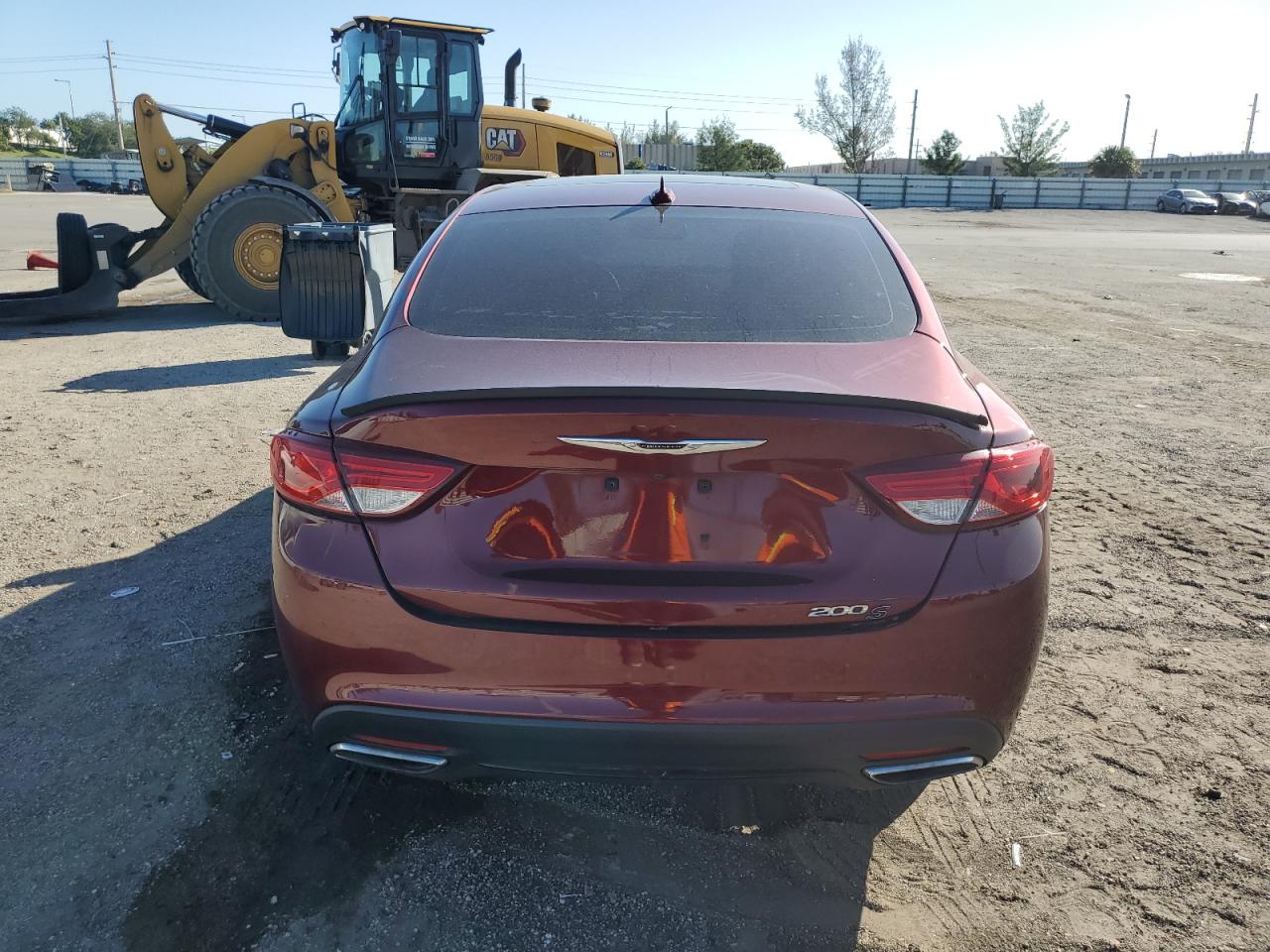 2015 Chrysler 200 S VIN: 1C3CCCBGXFN604638 Lot: 80993504