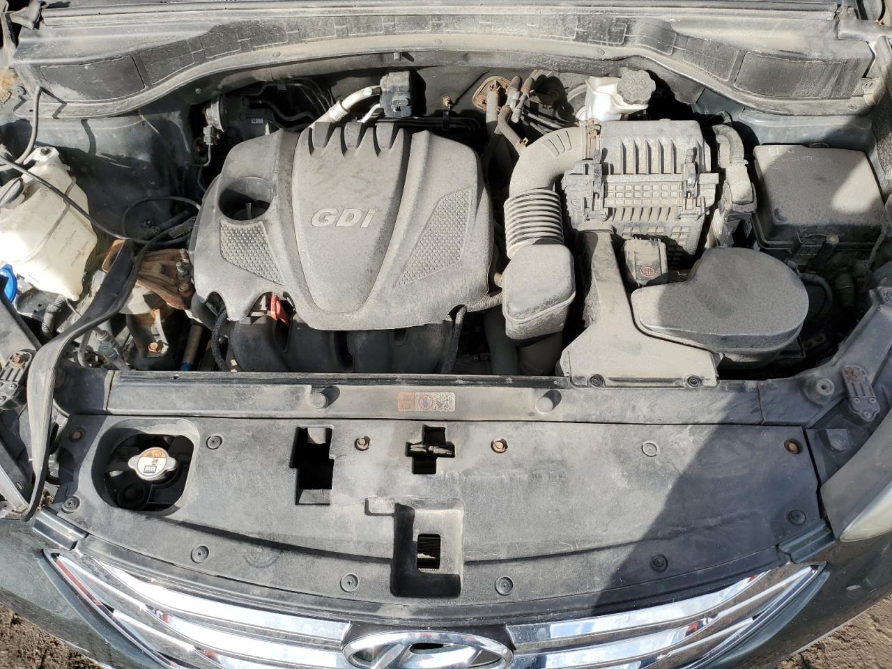 2013 Hyundai Santa Fe - Image 11