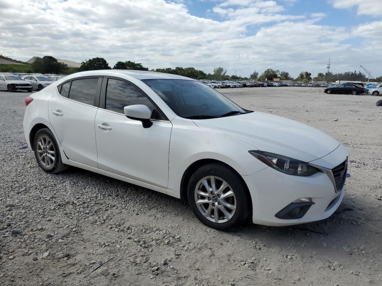 VIN 3MZBM1V73GM296676 2016 MAZDA 3 no.4