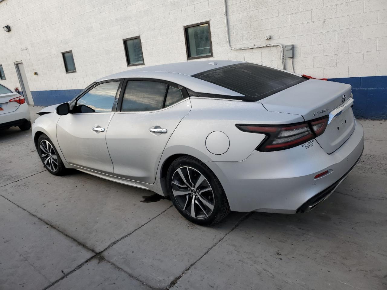 2020 Nissan Maxima - Image 2