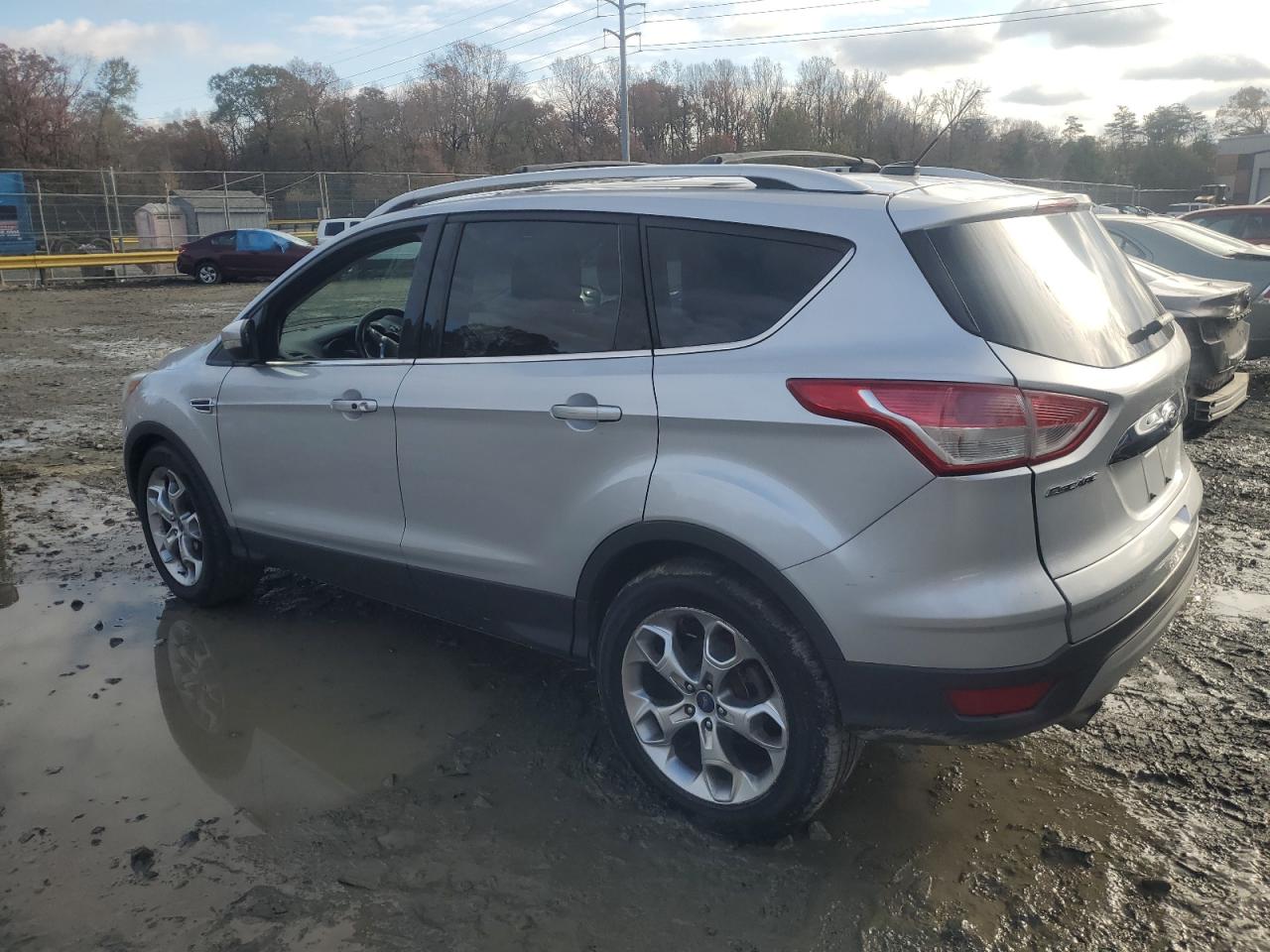 VIN 1FMCU0JX9EUD77872 2014 FORD ESCAPE no.2