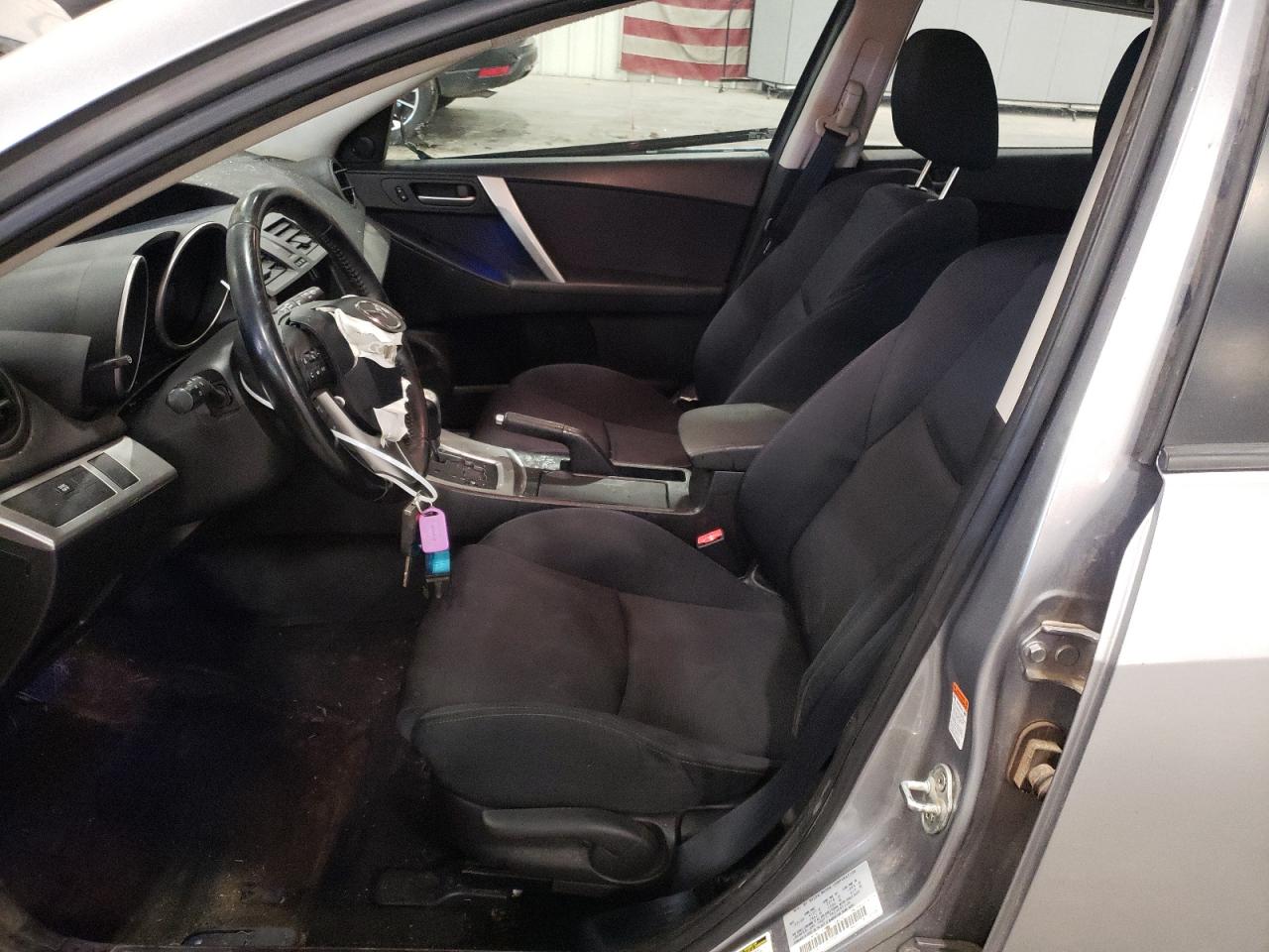 2010 Mazda 3 - Image 7