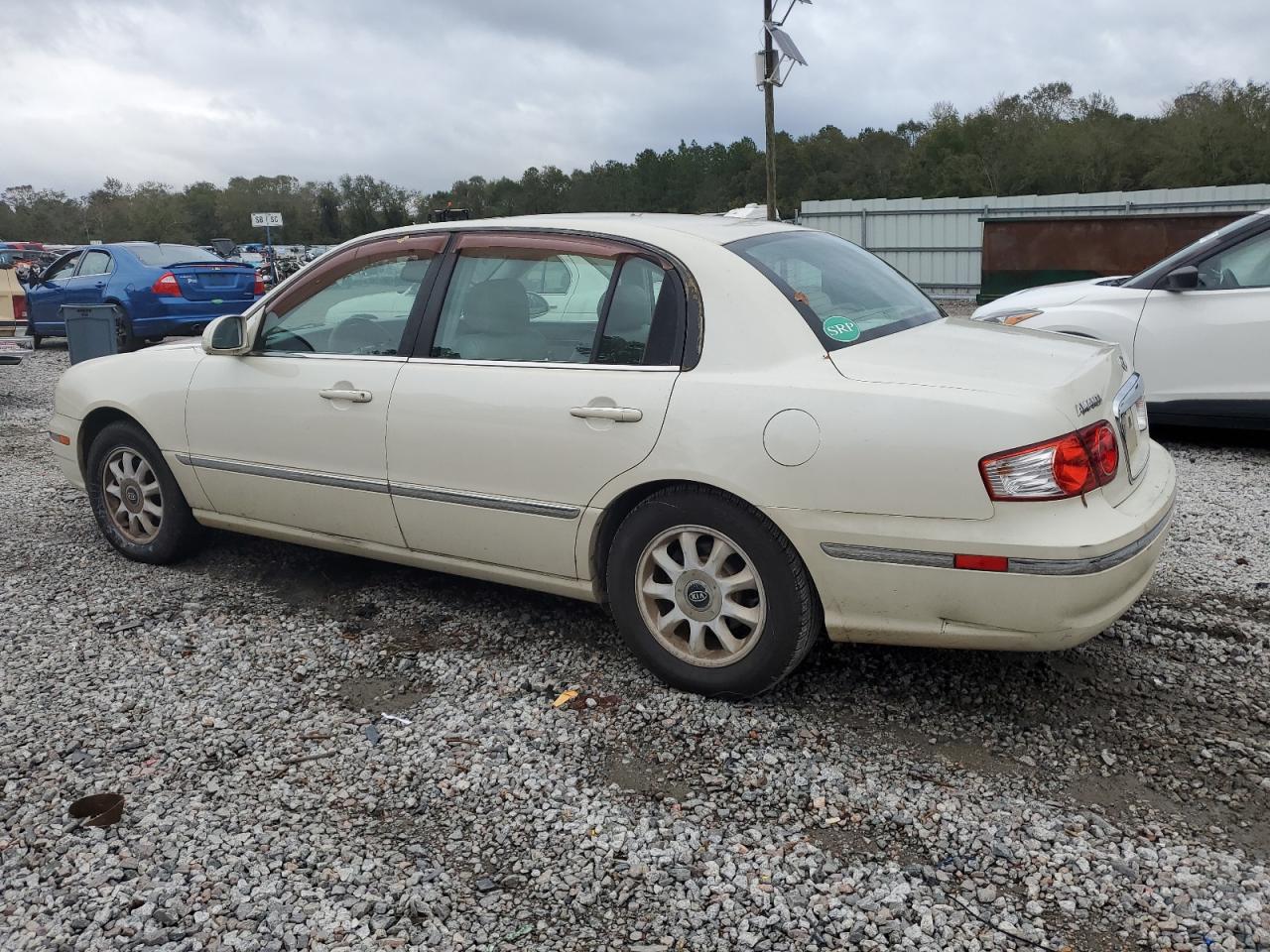 2005 Kia Amanti - Image 2