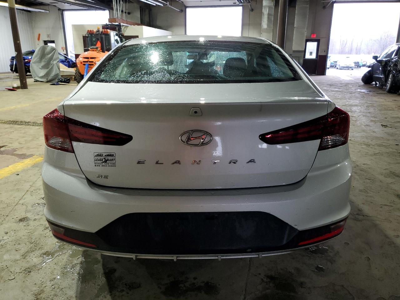 2020 Hyundai Elantra - Image 6