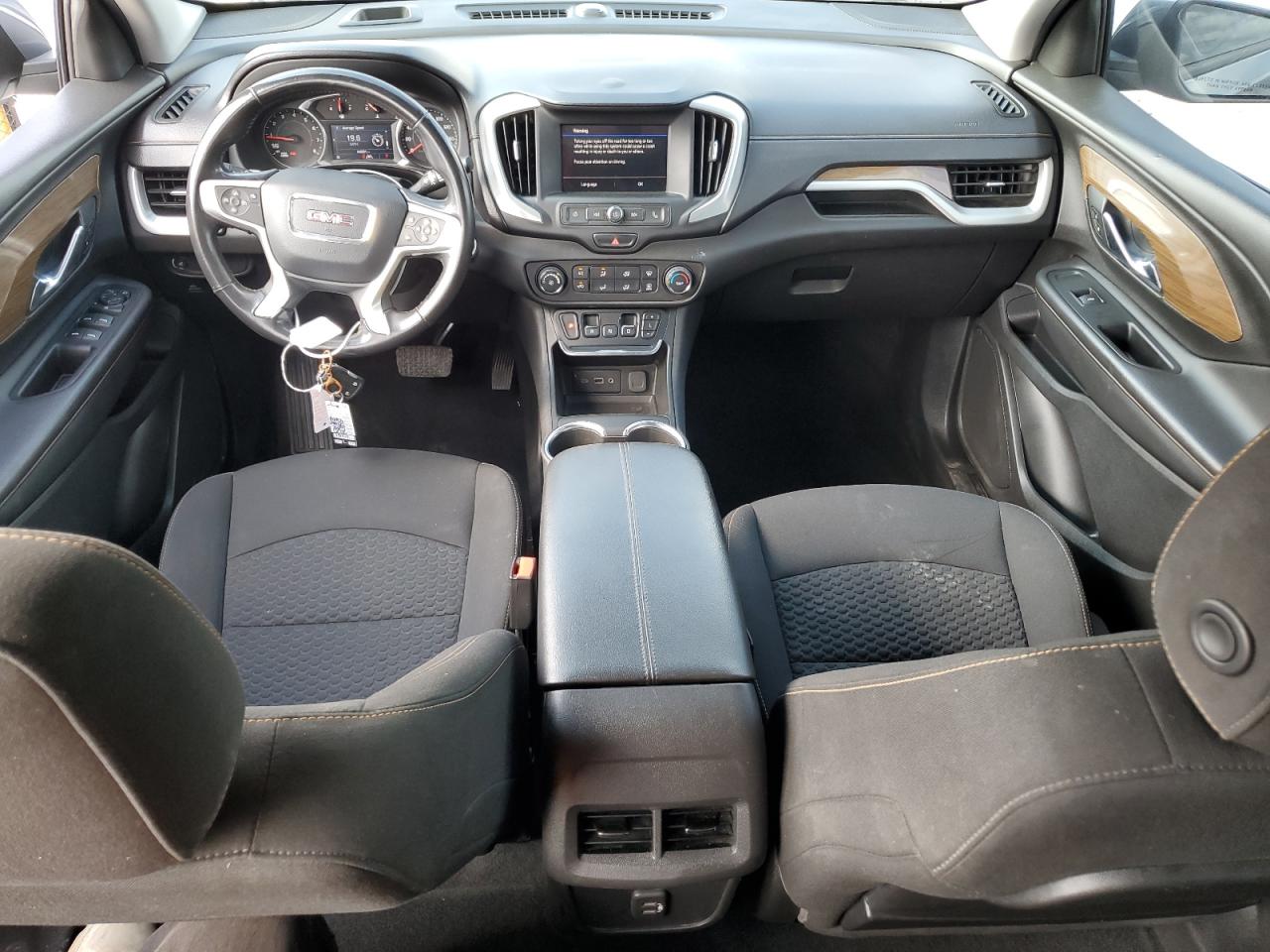 2020 GMC Terrain - Image 8