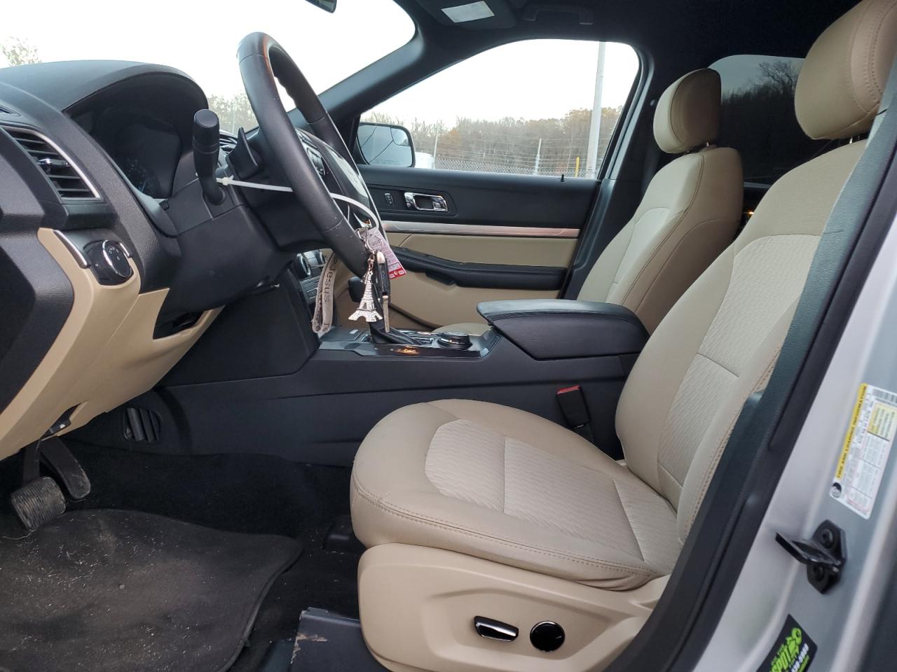2017 Ford Explorer - Image 7