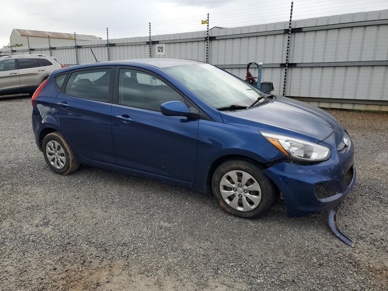 2016 Hyundai Accent - Image 4