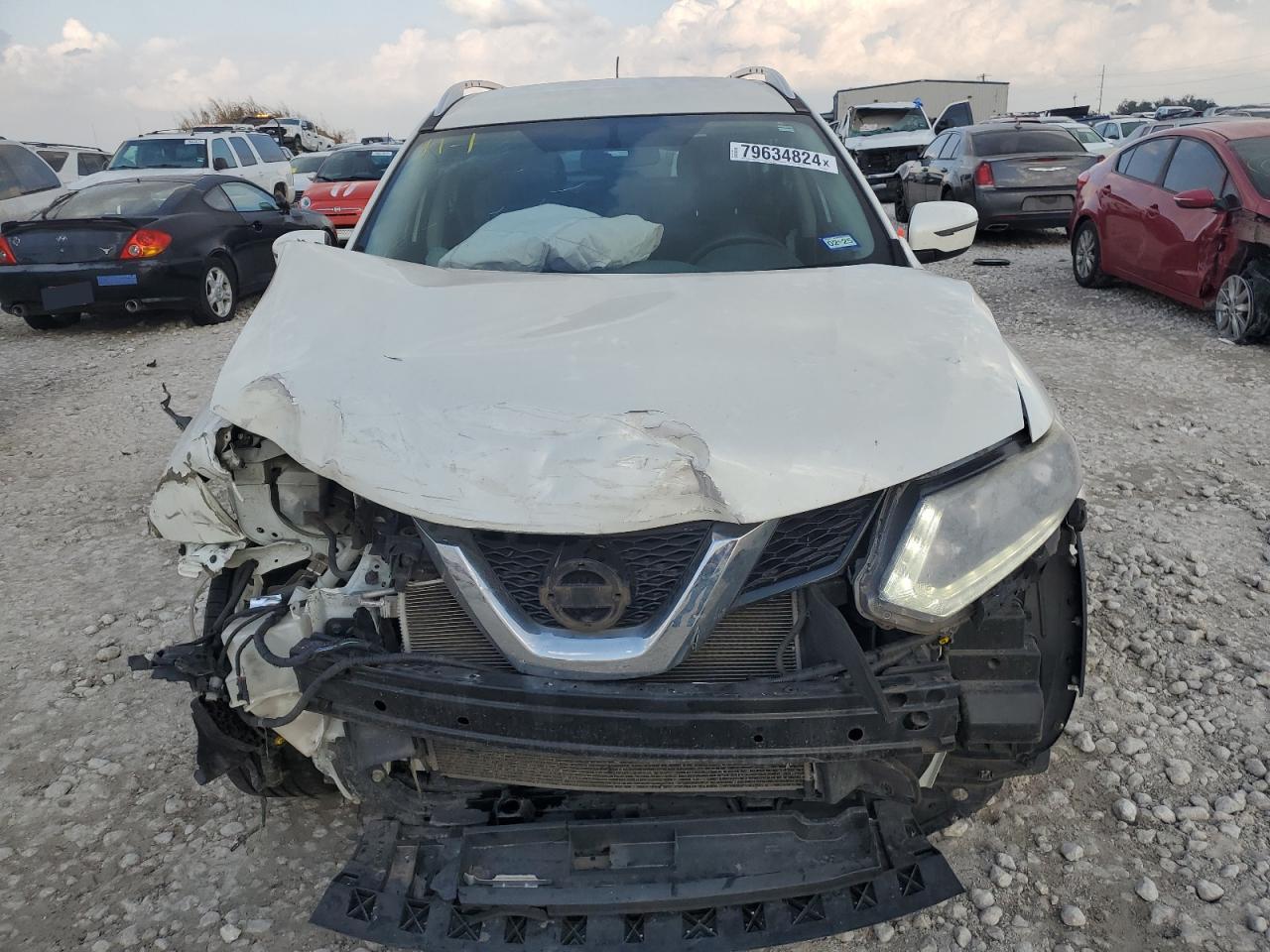 VIN KNMAT2MT8GP609883 2016 NISSAN ROGUE no.5