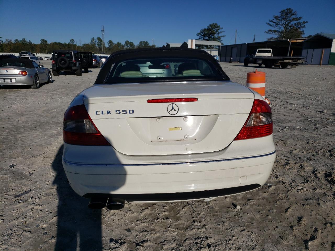 2008 Mercedes-Benz Clk 550 VIN: WDBTK72F38T092697 Lot: 81805274