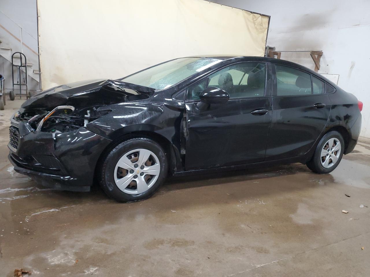 2018 Chevrolet Cruze - Image 1