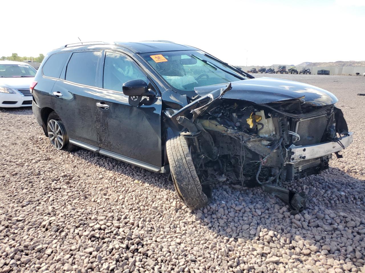 2015 Nissan Pathfinder - Image 4