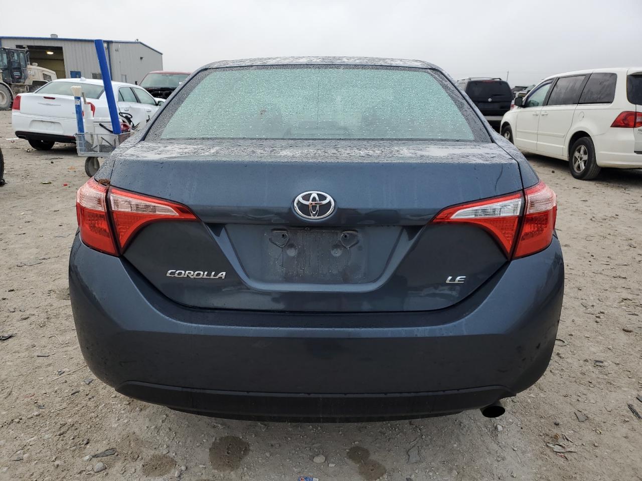 VIN 2T1BURHE6JC082034 2018 TOYOTA COROLLA no.6