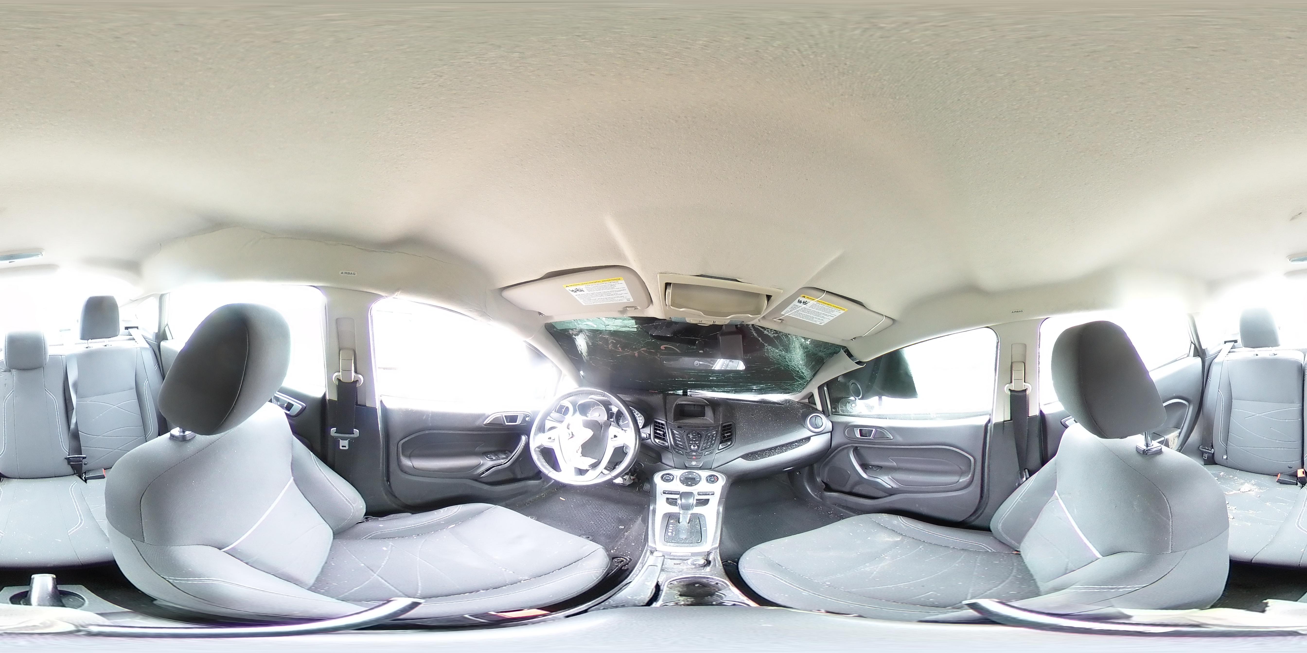 2014 Ford Fiesta - Image 12