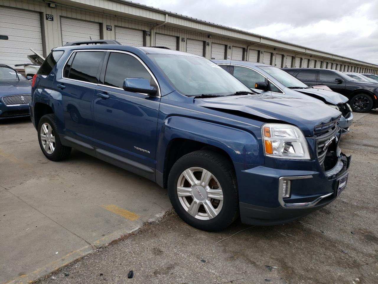 2016 GMC Terrain - Image 4
