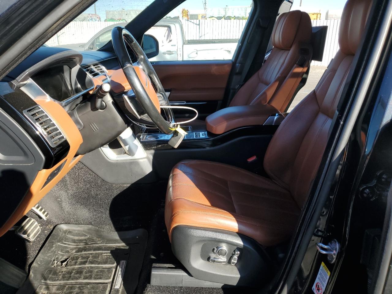 2016 Land Rover Range Rover - Image 7