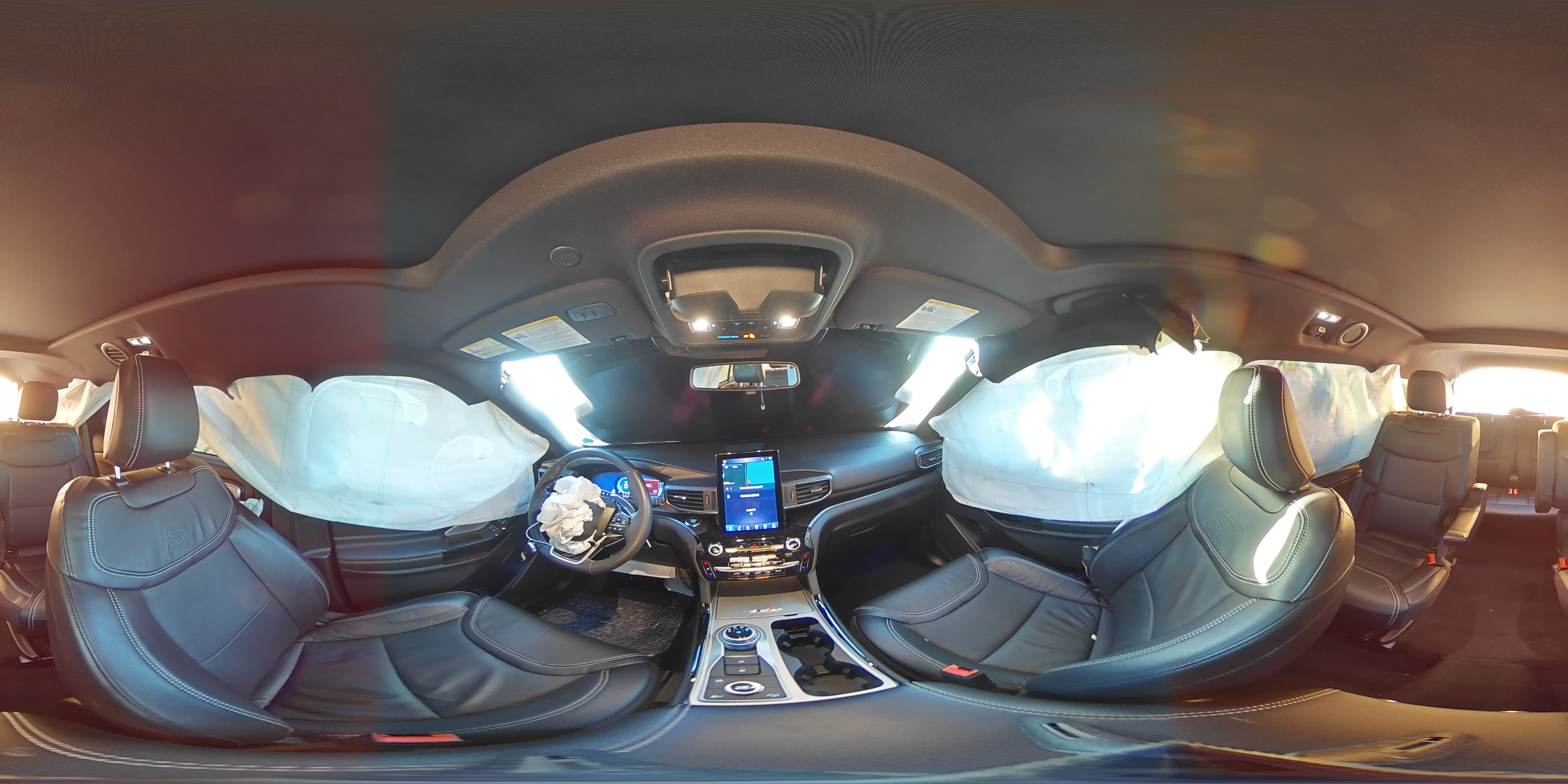 2023 Ford Explorer - Image 14