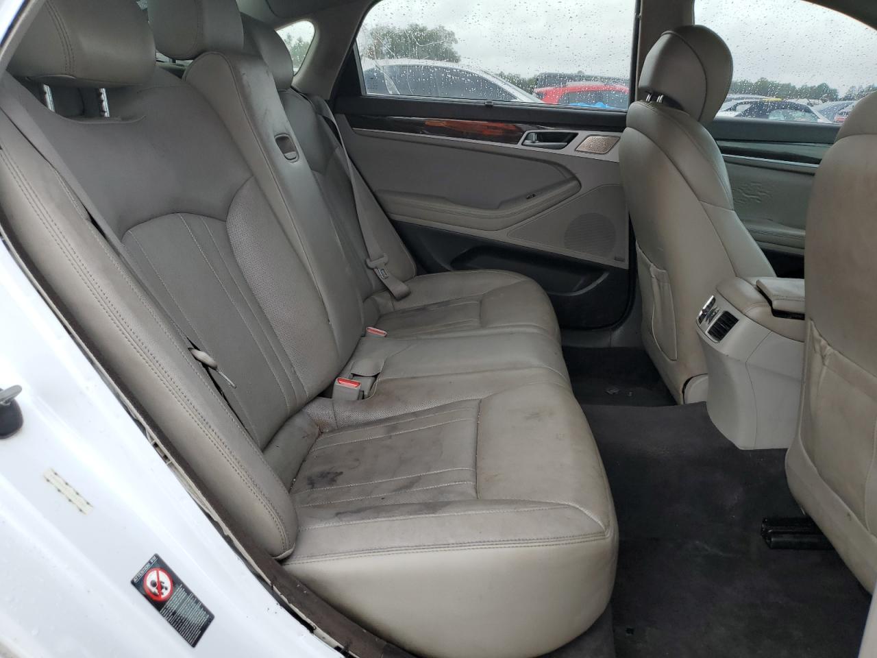 2018 Genesis G80 - Image 10